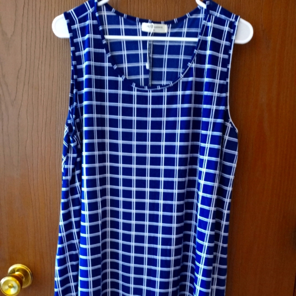 Women's Plus Size Asymmetrical Tank Top